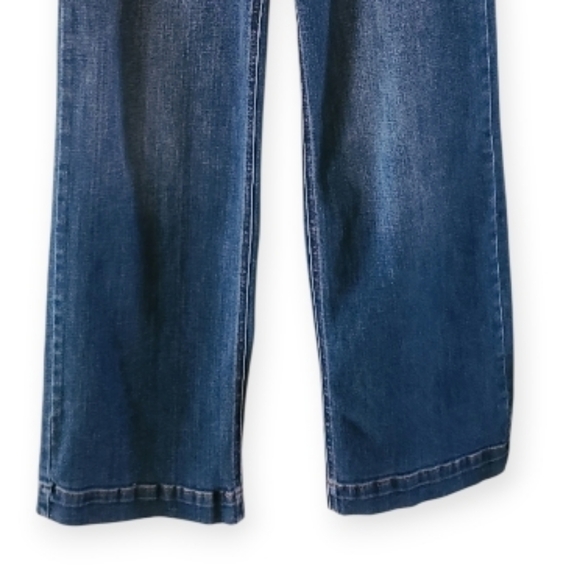 Judy Blue Mid Rise Trouser Wide Leg Jeans Medium Wash Blue - Picture 7 of 17